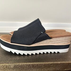 Toms Diana Mule in Black and Tan Wedge Sandals